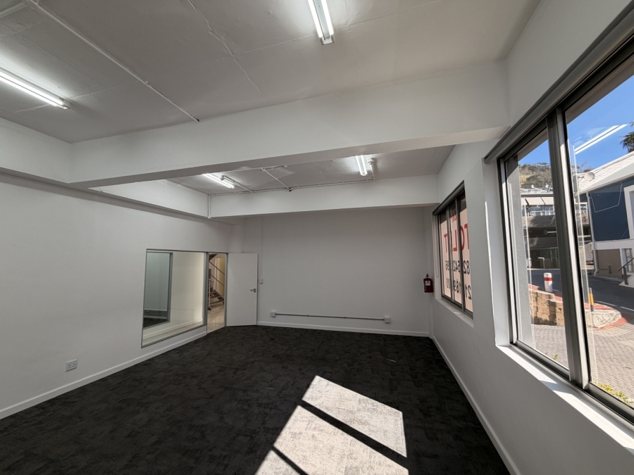 To Let Commercial Property for Rent in Green Point Western Cape